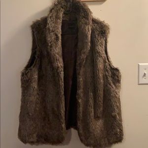 COPY - Faux fur vest